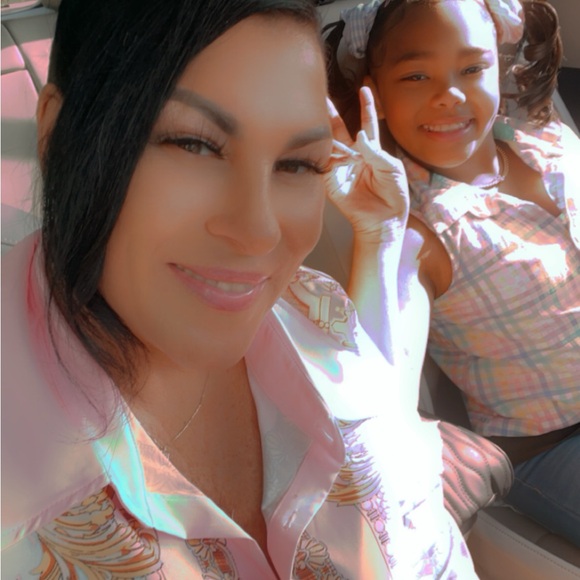 Meet your Posher, Michele - Picture 5 of 6